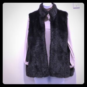 Banana Republic FauxFur Vest with Pockets